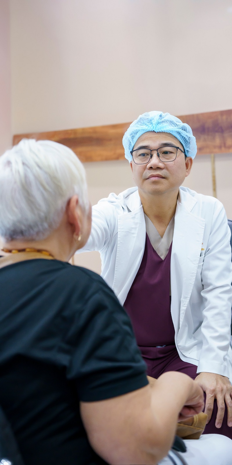 Dr. Felix Tran has many years of experience.