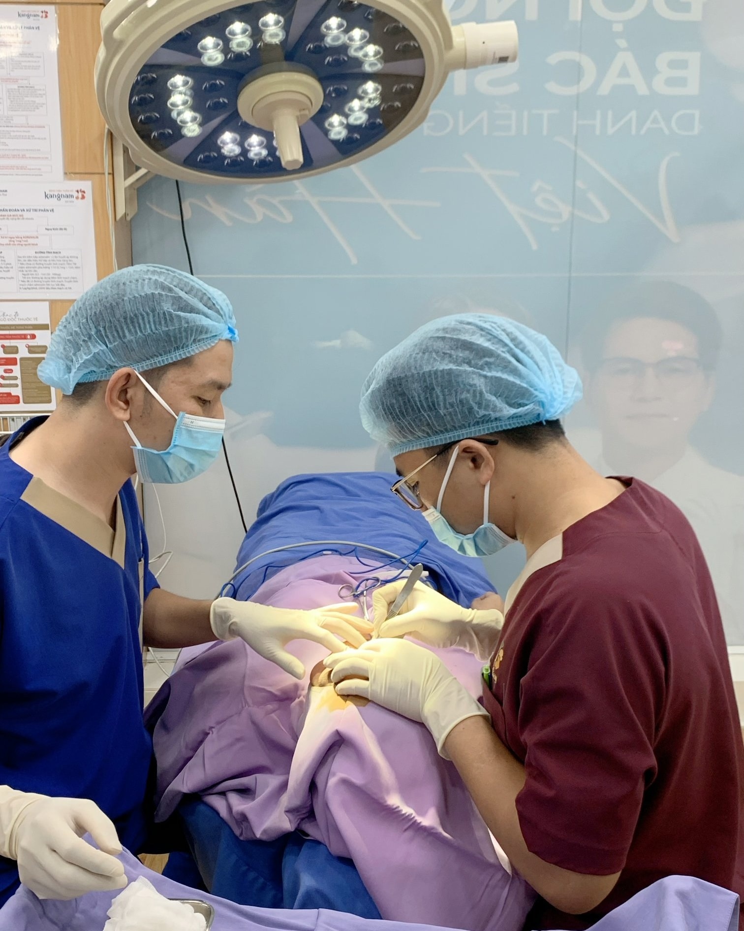 The doctor directly performed the rhinoplasty on the client.