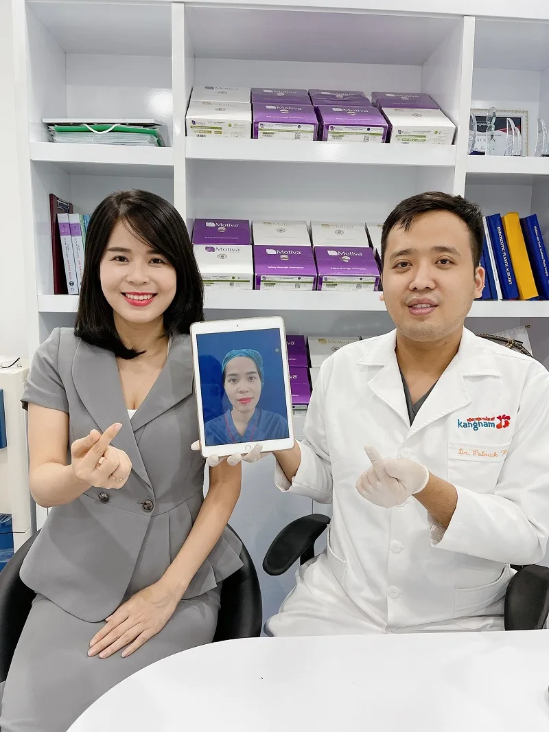 Specialized doctors will help the client's eye socket area stabilize quickly. 