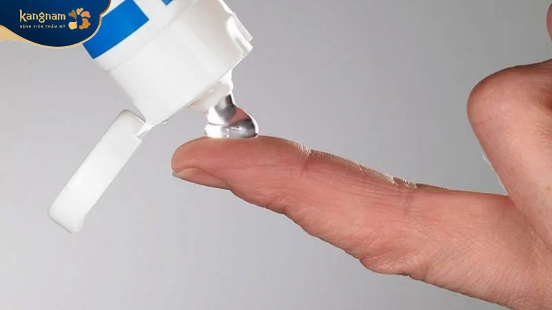 You should apply anti-scar medication after the eyelids have healed and the stitches have been removed. 