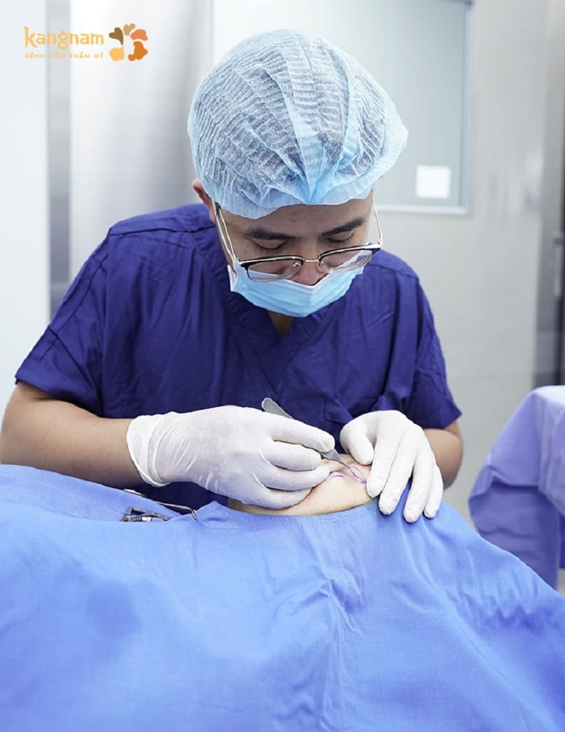 Bác sĩ Mark Nguyễn được nhiều khách hàng tại TPHCM lựa chọn để cắt mí