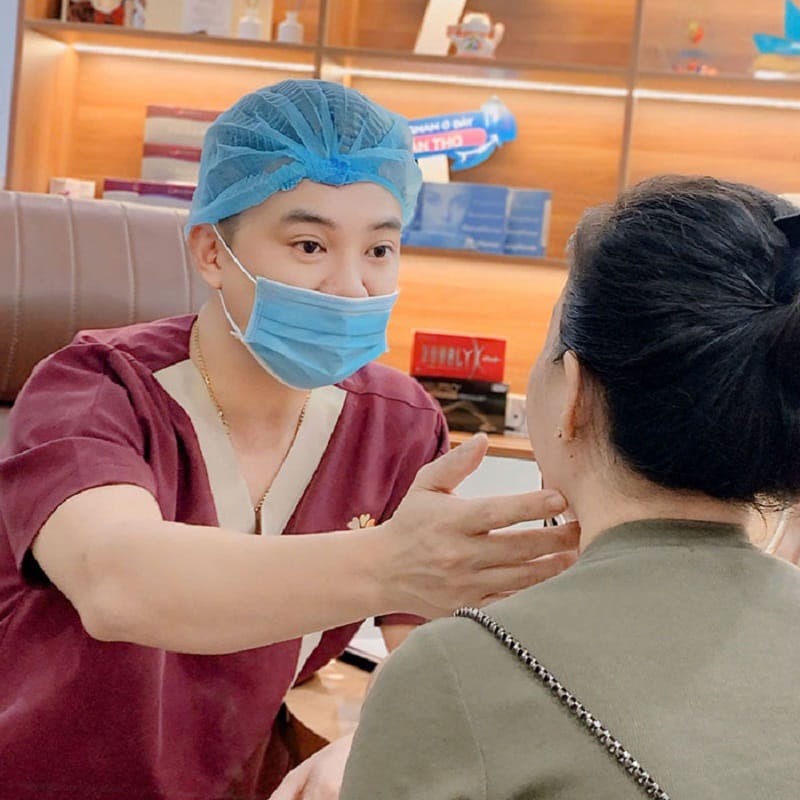 Bác sĩ Park Phi có hơn 15 kinh nghiệm trong lĩnh vực thẩm mỹ