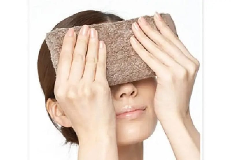 Chăm sóc mí mắt đúng cách sẽ giúp vết thương nhanh ổn định và vào nếp