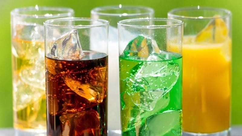 Không nên dùng đồ uống có ga, rượu bia sẽ làm chậm quá trình phục hồi