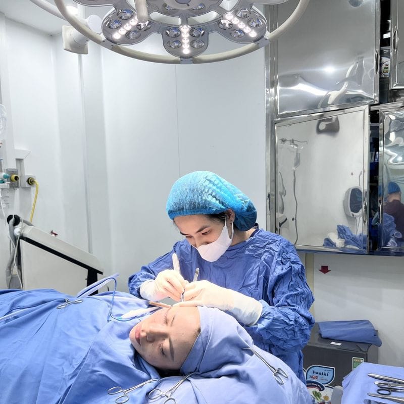 Quy trình bóc tách sụn và đặt sụn chính xác