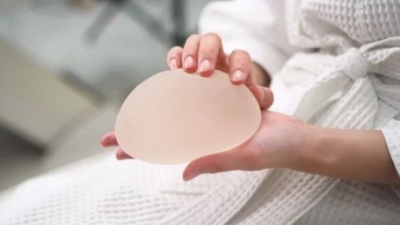 Nâng ngực có giảm tuổi thọ không? Rủi ro có thể gặp phải sau nâng ngực