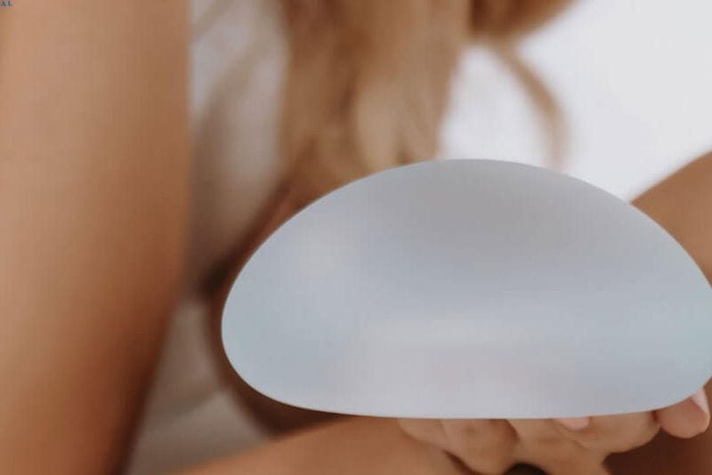 Túi ngực Motiva Nano không chip