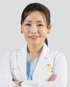 THUY LE