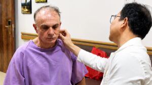 Addressing Sagging Skin with a Facelift for Customer Michael