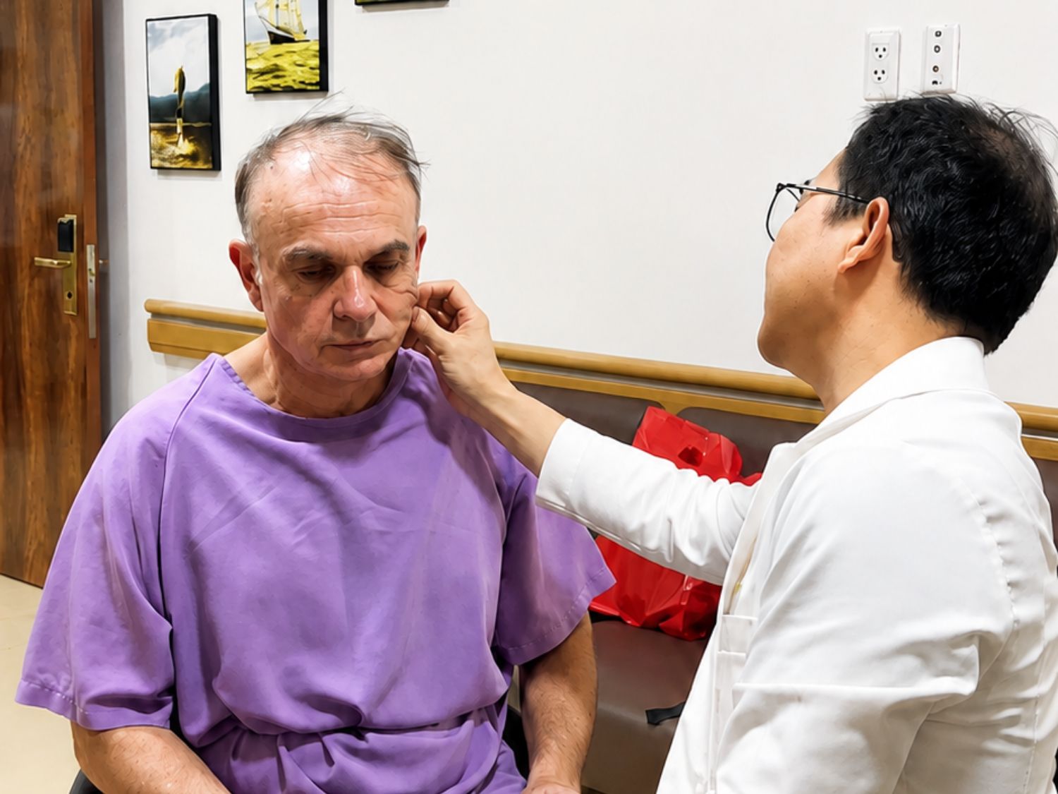 The patient receives a direct pre-procedure consultation and facial assessment from the doctor.
