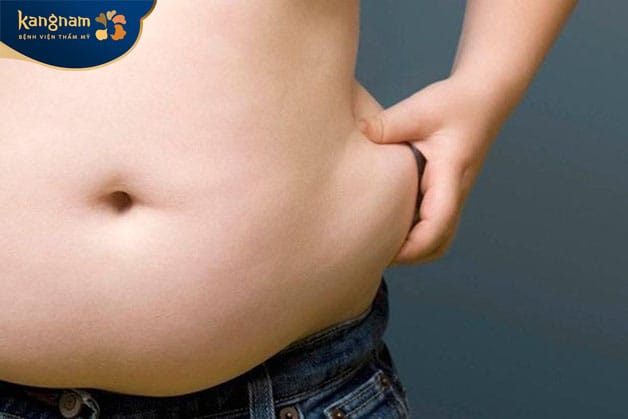 The two procedures should only be combined when substantial excess fat has visibly distorted the abdominal contour.