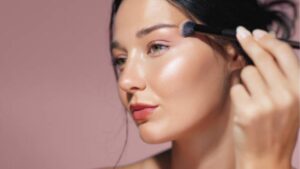 How Long After Non-Incisional Eyelid Surgery Can You Wear Makeup?