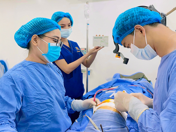 Local anaesthesia is administered to reduce discomfort and pain.