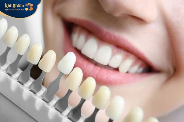 Mão sứ khít với nướu không gây khó khăn trong ăn uống 