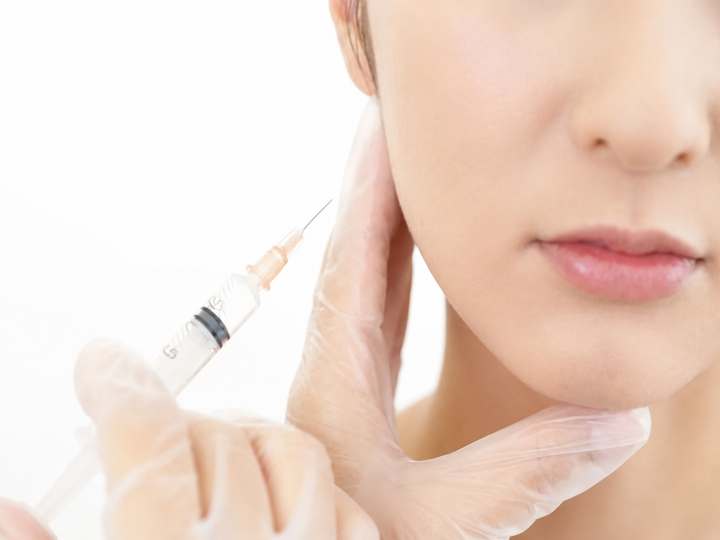 Swelling in jaw-slimming botox clients subsides after 3–5 days