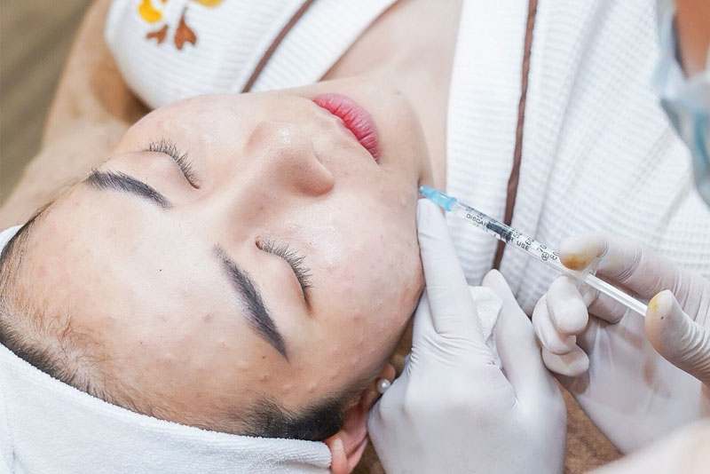 Patients are examined and treated directly by a dermatology specialist.