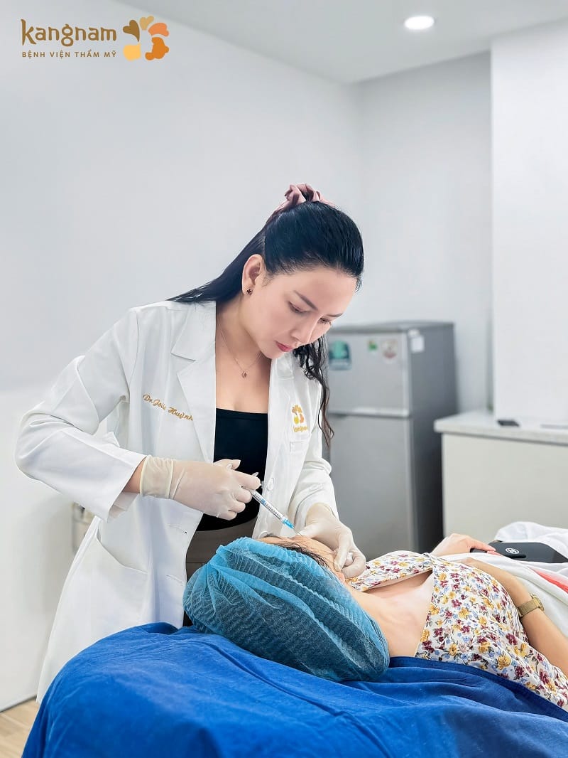 Treatment is performed directly by a qualified medical practitioner.
