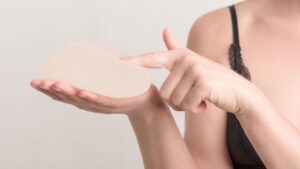 9 People Who Should Not Get Breast Augmentation